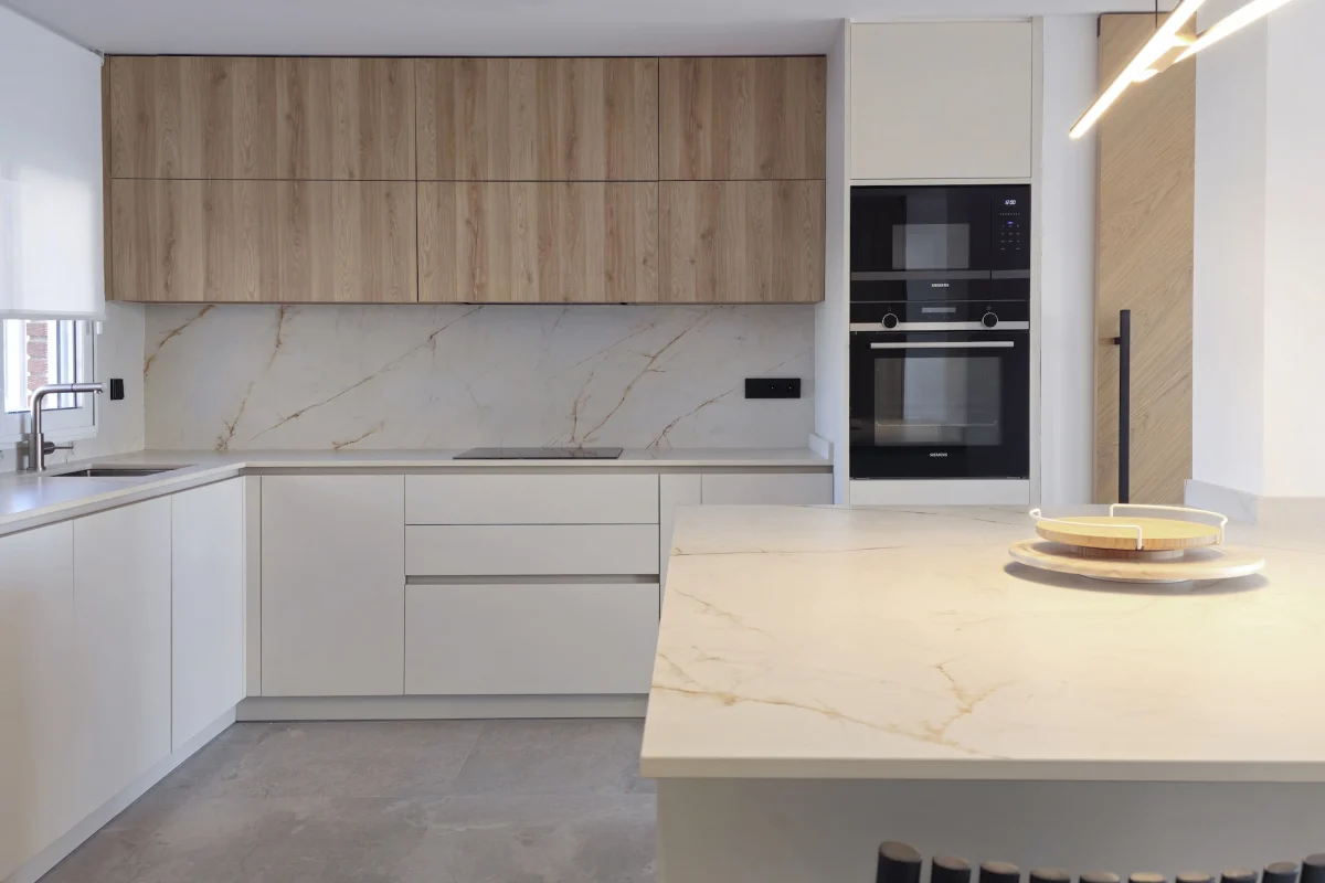 Proyecto de interiorismo completo en Valencia con diseño y ejecución propia por Integra Estudio
